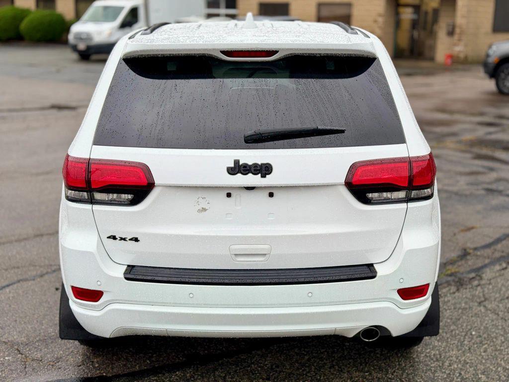 used 2017 Jeep Grand Cherokee car, priced at $17,042