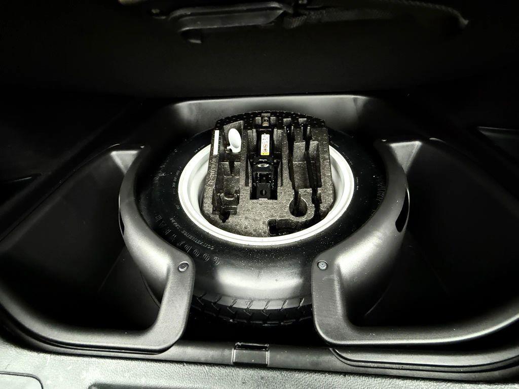 used 2017 Jeep Grand Cherokee car, priced at $17,042