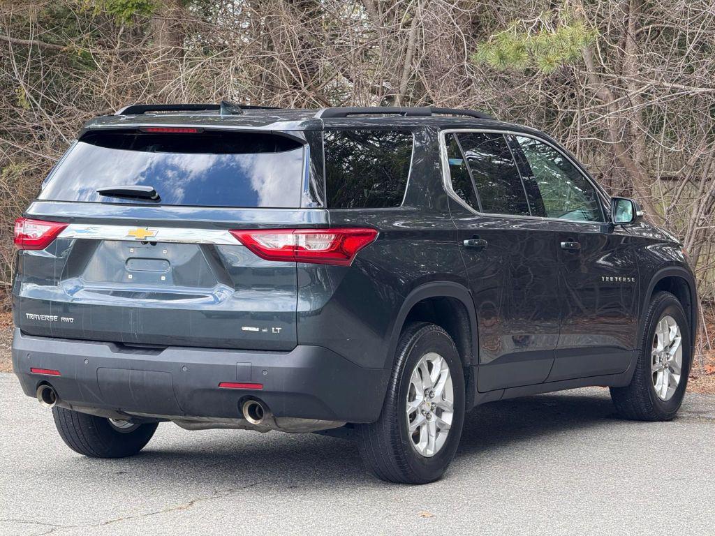 used 2019 Chevrolet Traverse car, priced at $17,321