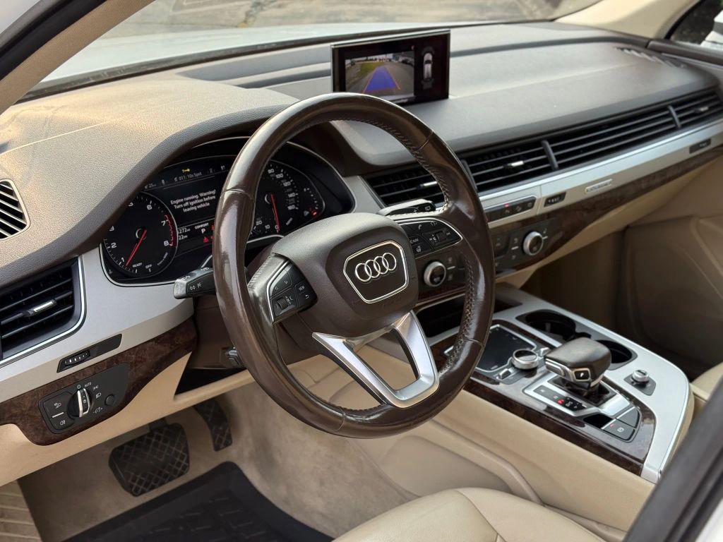 used 2019 Audi Q7 car, priced at $23,121