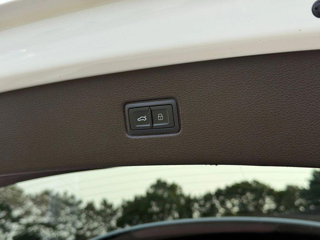 used 2019 Audi Q7 car, priced at $23,121