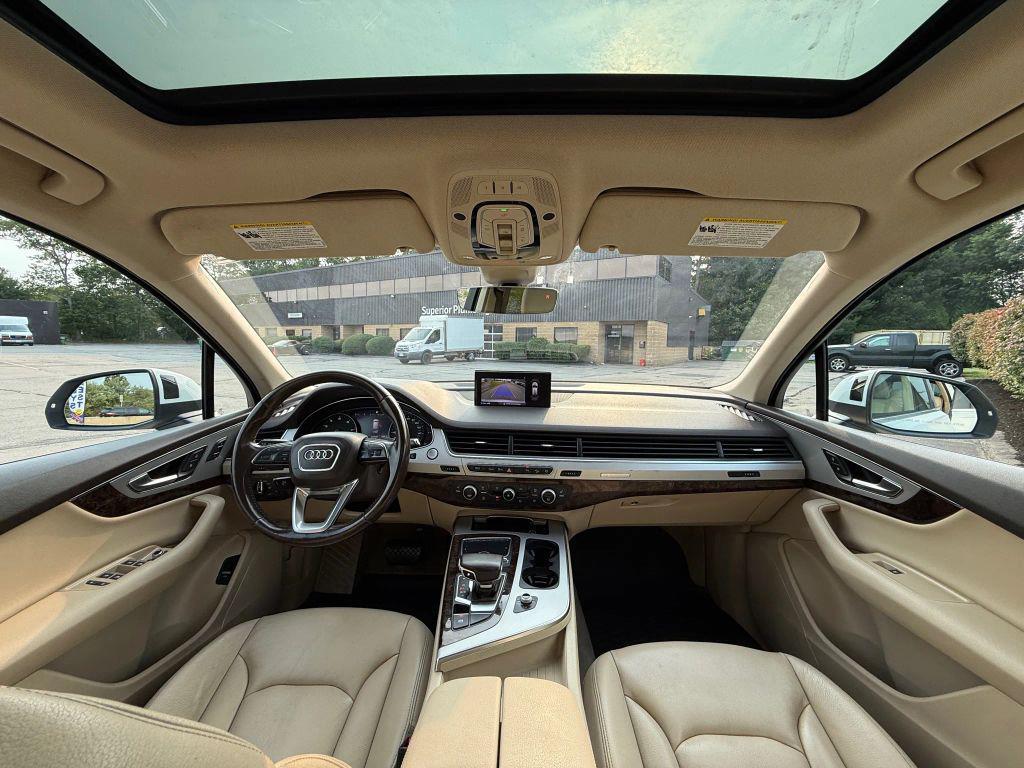 used 2019 Audi Q7 car, priced at $23,121