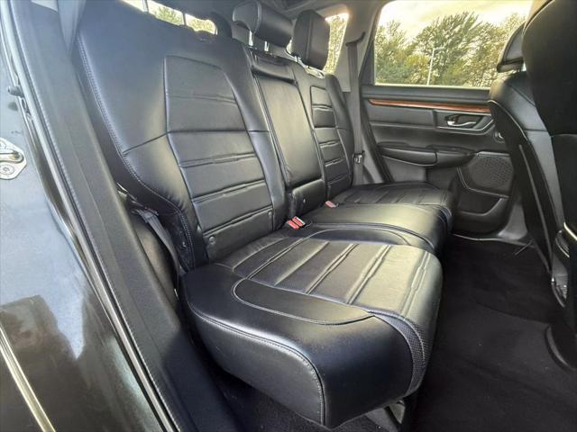 used 2017 Honda CR-V car, priced at $19,321