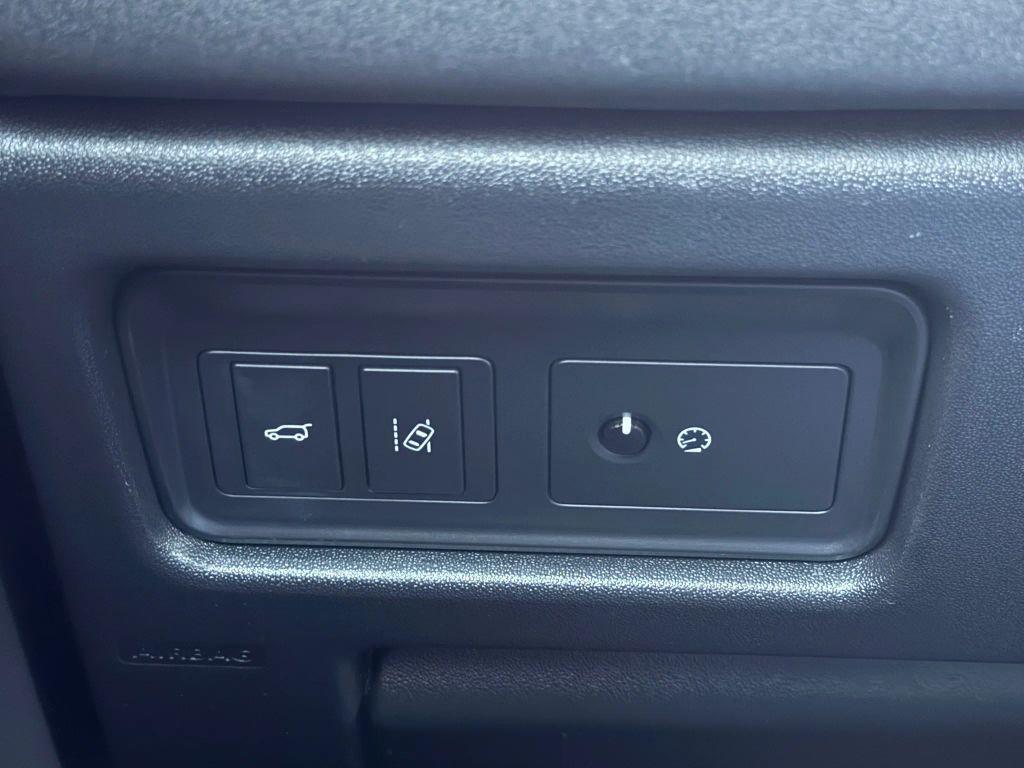 used 2018 Land Rover Discovery Sport car, priced at $13,121