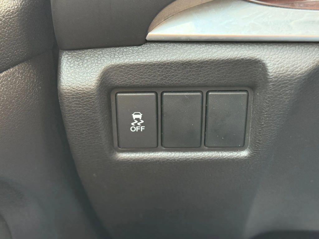 used 2016 Acura MDX car, priced at $17,824