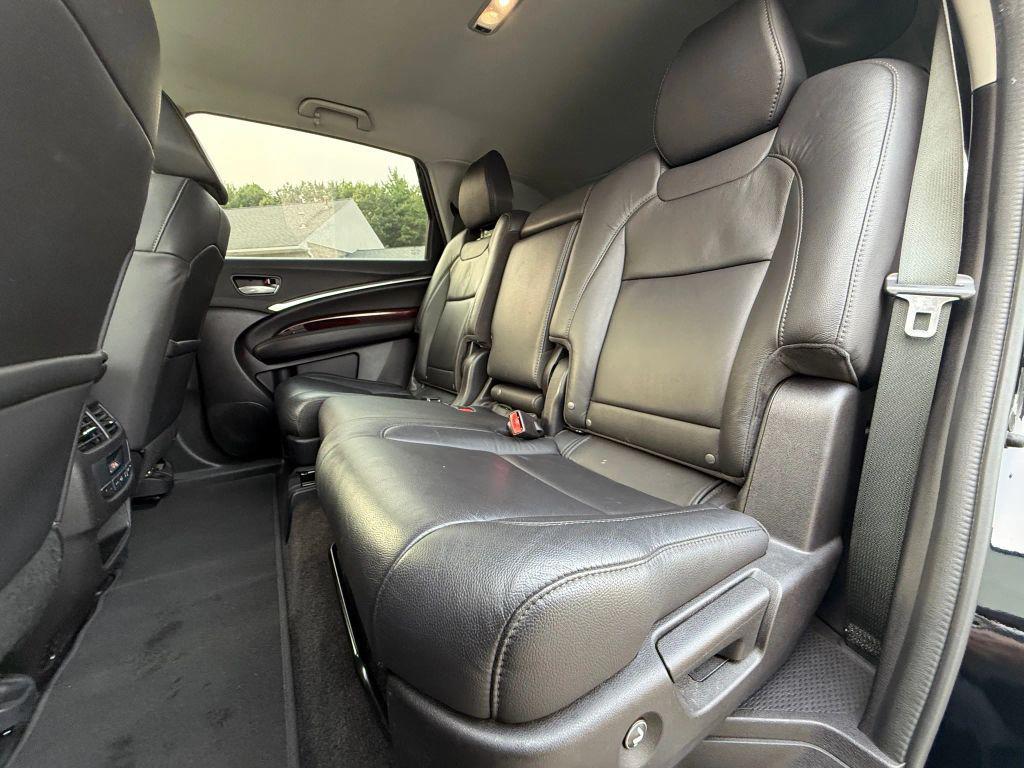 used 2016 Acura MDX car, priced at $17,824