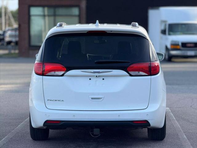 used 2018 Chrysler Pacifica car, priced at $14,131