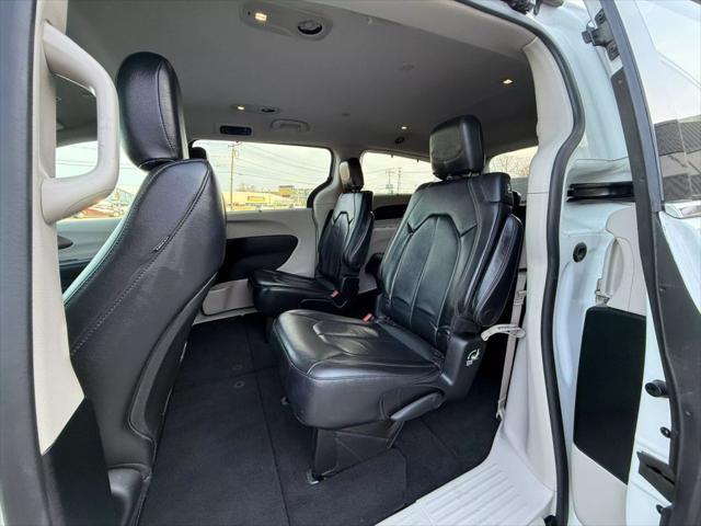 used 2018 Chrysler Pacifica car, priced at $14,131