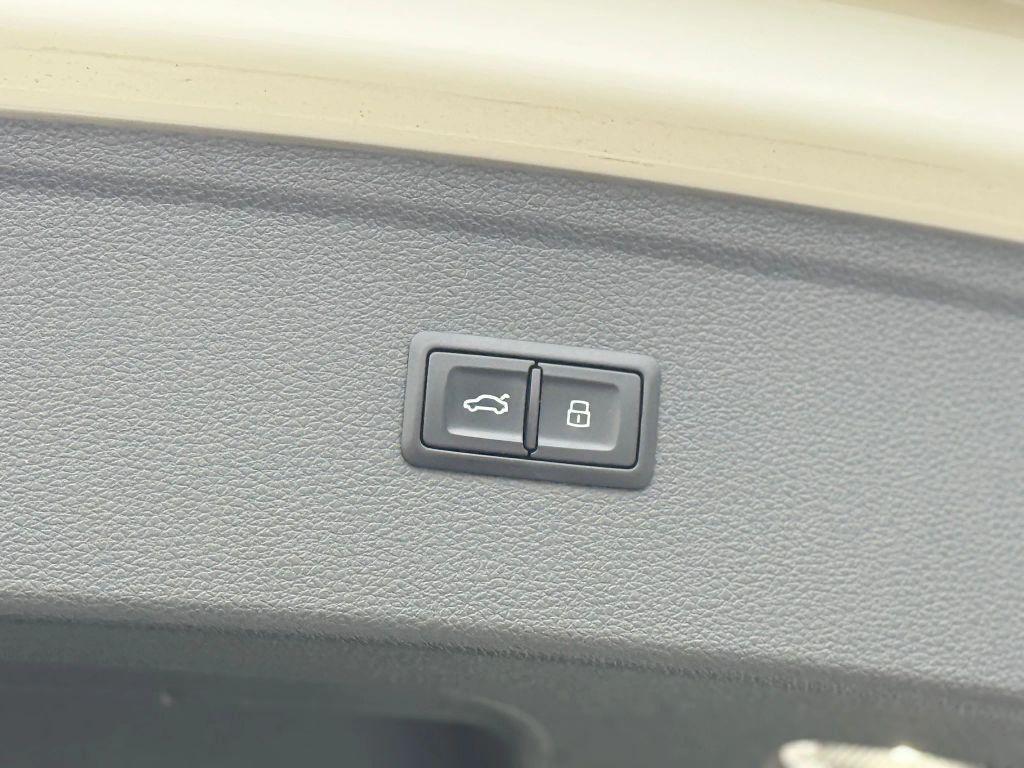 used 2018 Audi Q5 car, priced at $17,321