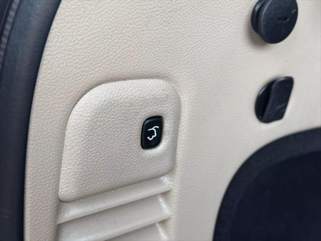 used 2018 Jeep Grand Cherokee car, priced at $13,998