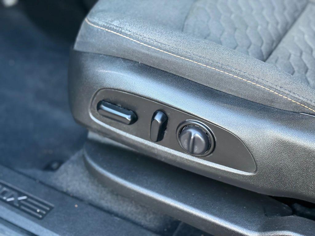 used 2019 Chevrolet Equinox car, priced at $13,823