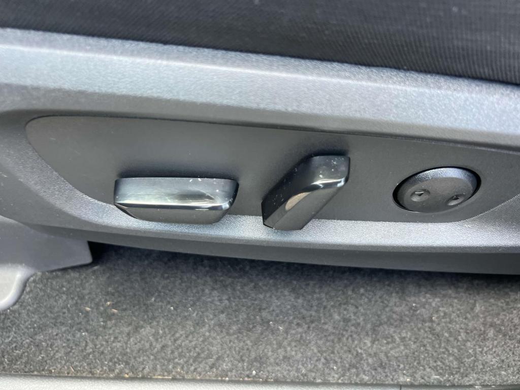 used 2022 Nissan Pathfinder car, priced at $26,995