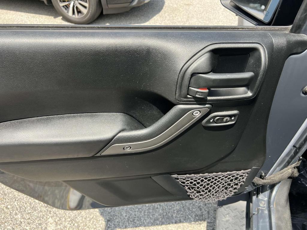 used 2016 Jeep Wrangler Unlimited car, priced at $25,999