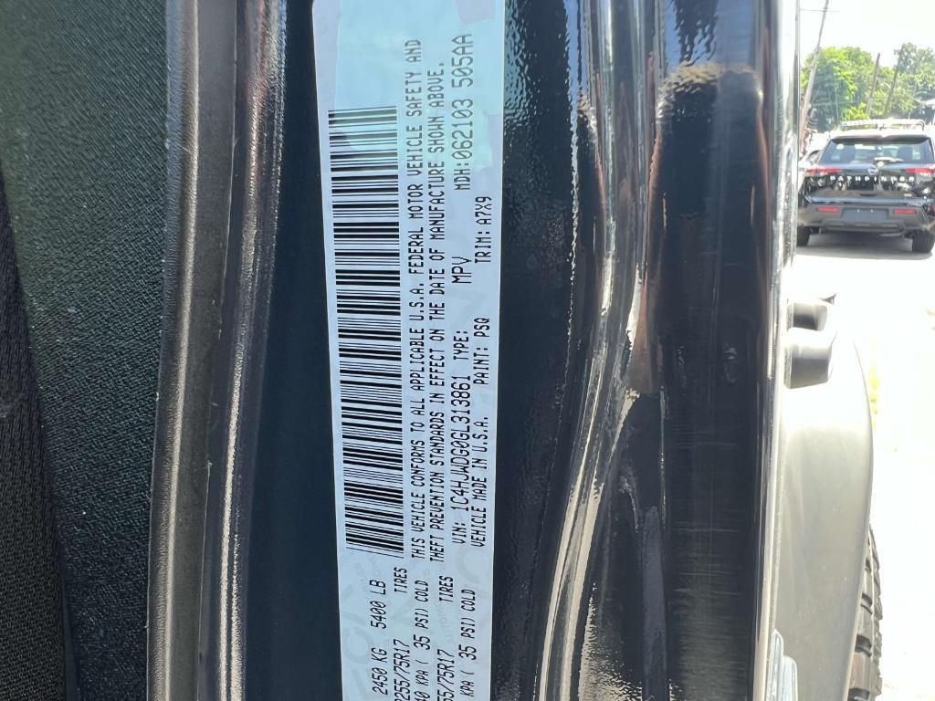 used 2016 Jeep Wrangler Unlimited car, priced at $25,999