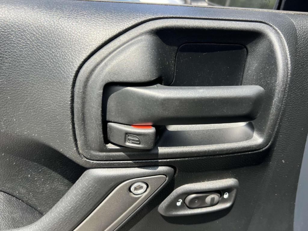 used 2016 Jeep Wrangler Unlimited car, priced at $25,999