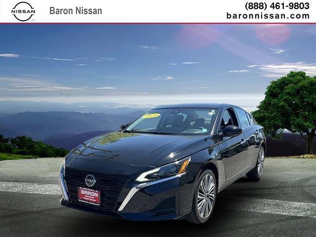 used 2023 Nissan Altima car, priced at $26,222