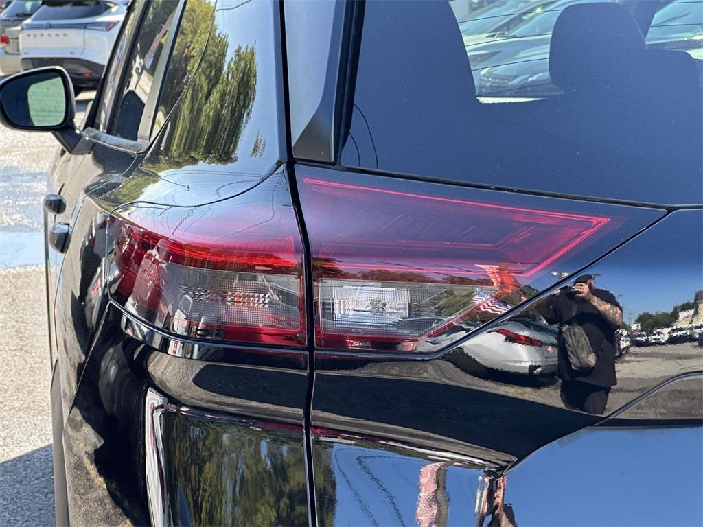 used 2022 Nissan Rogue car, priced at $21,255