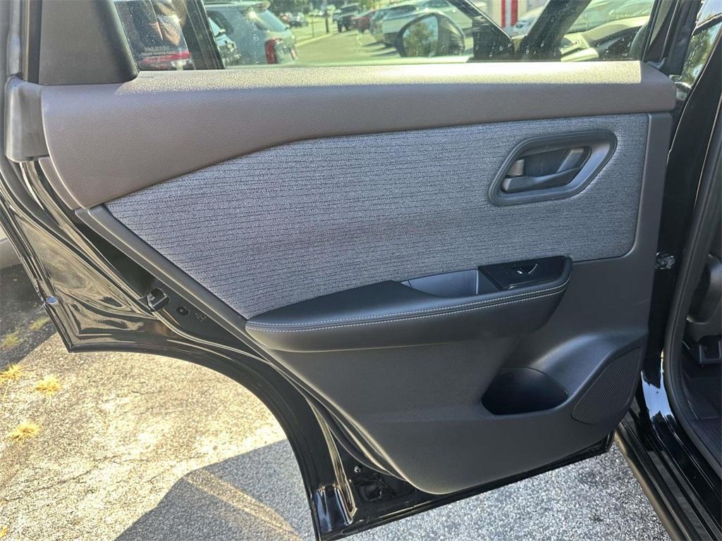 used 2022 Nissan Rogue car, priced at $21,255