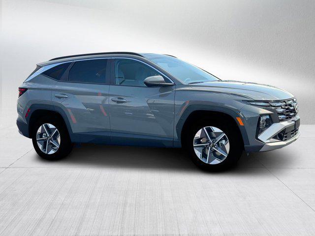 new 2025 Hyundai Tucson car, priced at $30,336