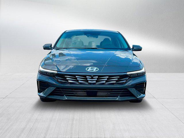 new 2025 Hyundai Elantra car, priced at $26,538