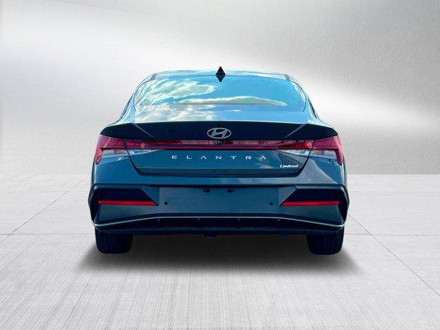 new 2025 Hyundai Elantra car, priced at $26,538