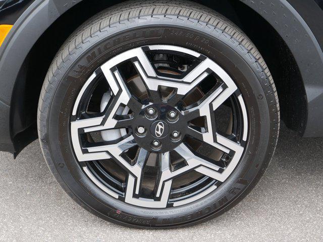 used 2025 Hyundai SANTA CRUZ car, priced at $38,500