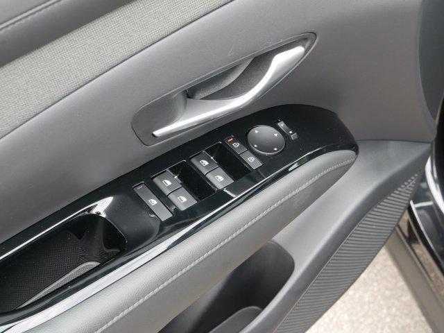 used 2025 Hyundai SANTA CRUZ car, priced at $38,500