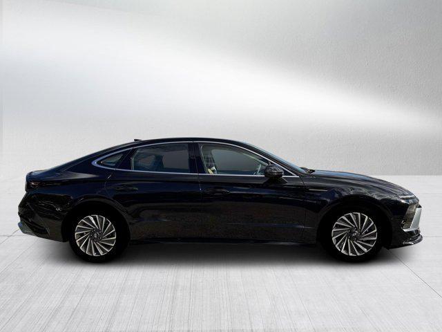 new 2026 Hyundai Sonata Hybrid car, priced at $39,570