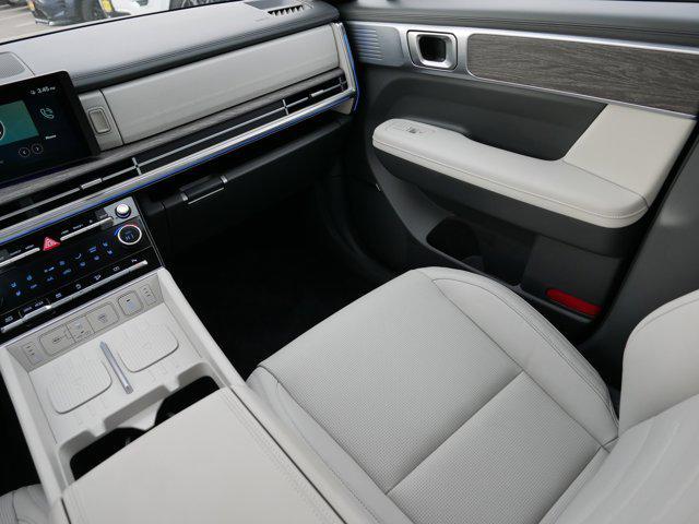used 2025 Hyundai Santa Fe car, priced at $43,000