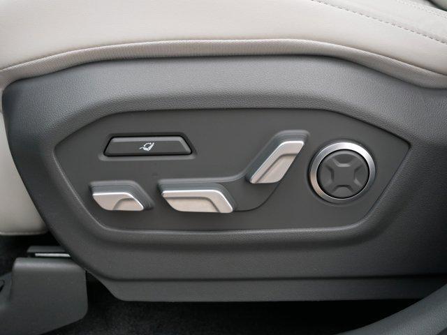 used 2025 Hyundai Santa Fe car, priced at $43,000