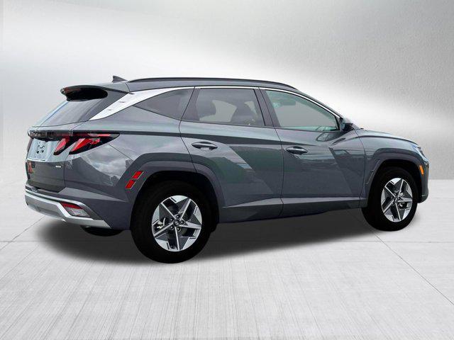 new 2025 Hyundai Tucson car, priced at $30,336