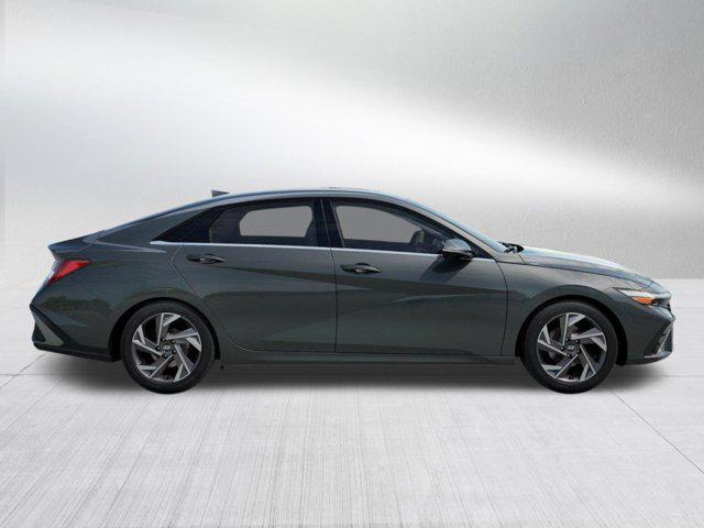 new 2025 Hyundai Elantra car, priced at $30,727