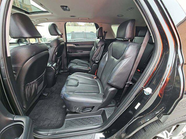 used 2022 Hyundai Palisade car, priced at $36,000