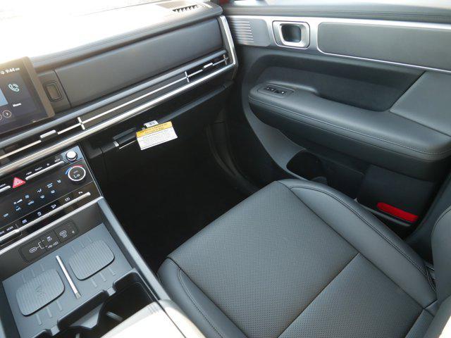 used 2025 Hyundai Santa Fe car, priced at $37,500