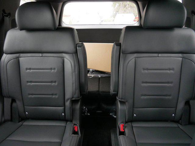 new 2026 Hyundai SANTA FE HEV car, priced at $47,452