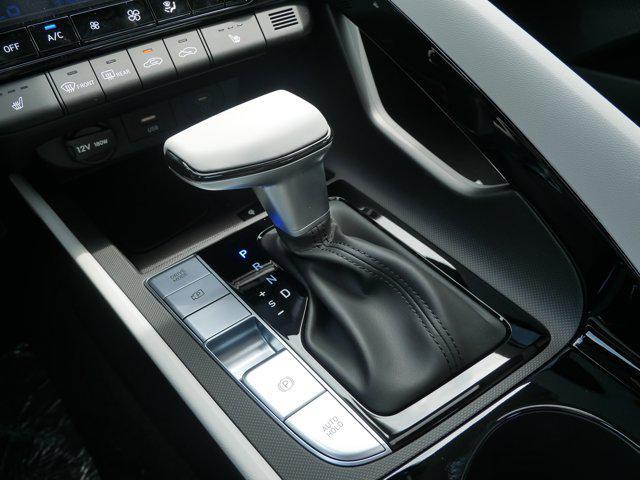 new 2025 Hyundai Elantra car, priced at $27,105