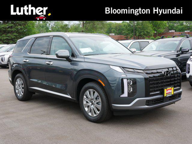 new 2025 Hyundai Palisade car, priced at $40,617