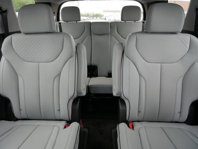 new 2025 Hyundai Palisade car, priced at $39,881