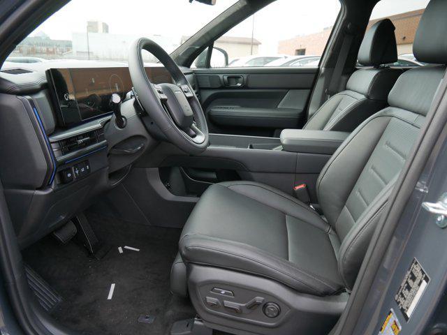new 2025 Hyundai Santa Fe car, priced at $47,436