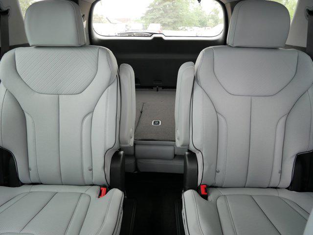 new 2025 Hyundai Palisade car, priced at $44,248