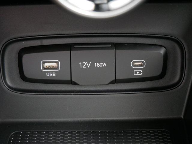 new 2025 Hyundai Venue car, priced at $21,966