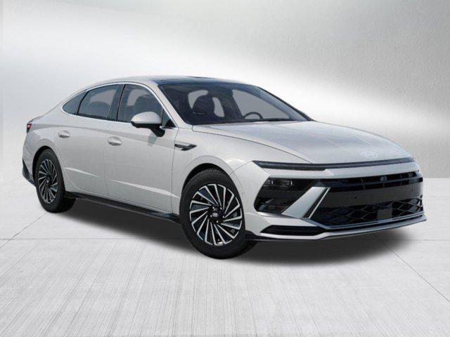 new 2025 Hyundai Sonata Hybrid car, priced at $39,990