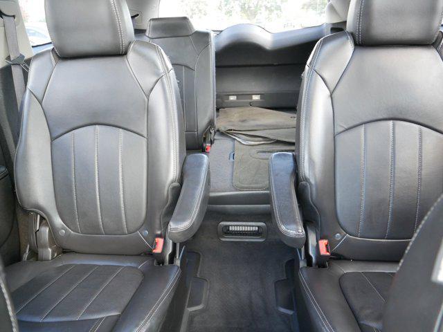 used 2015 Buick Enclave car, priced at $11,000