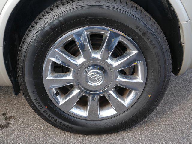 used 2015 Buick Enclave car, priced at $11,000