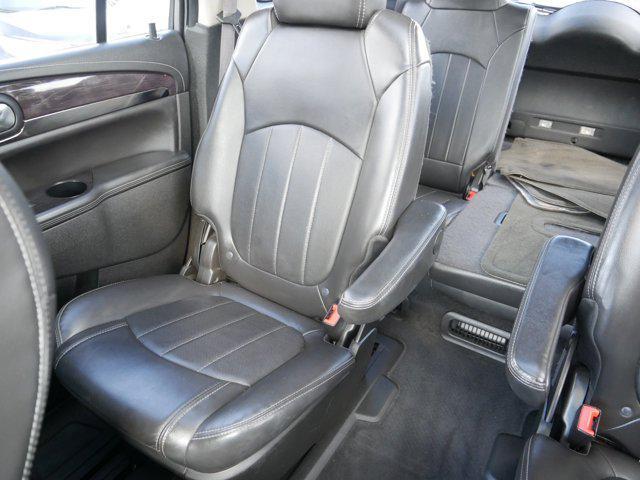 used 2015 Buick Enclave car, priced at $11,000
