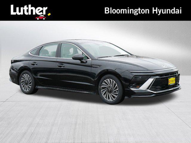 new 2025 Hyundai Sonata Hybrid car, priced at $31,070