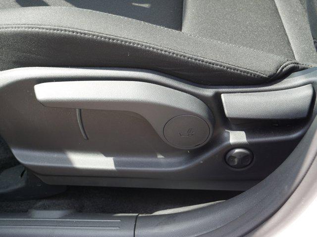 used 2025 Hyundai Santa Fe car, priced at $31,900