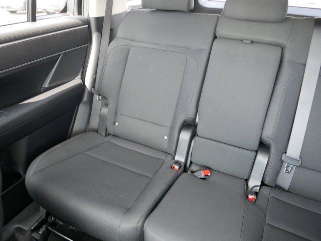 used 2025 Hyundai Santa Fe car, priced at $31,900