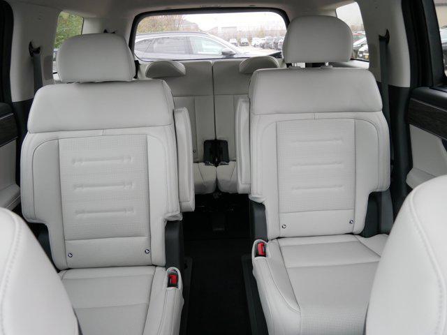 new 2026 Hyundai SANTA FE HEV car, priced at $47,569