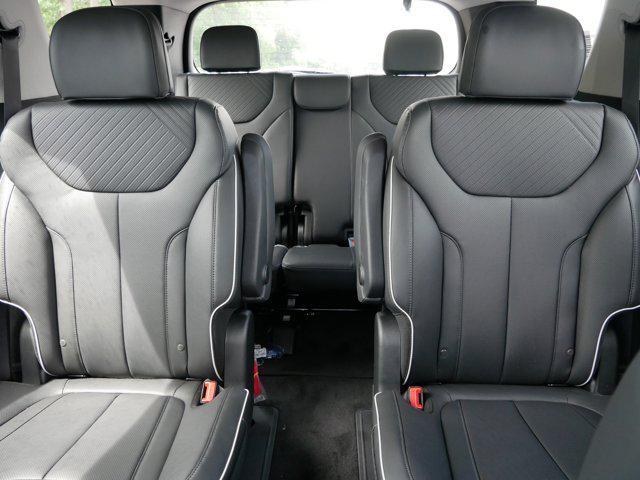 new 2025 Hyundai Palisade car, priced at $39,978